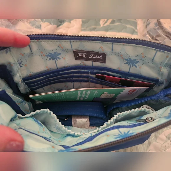 Brand new lug brand dash in azure blue - Picture 2 of 4